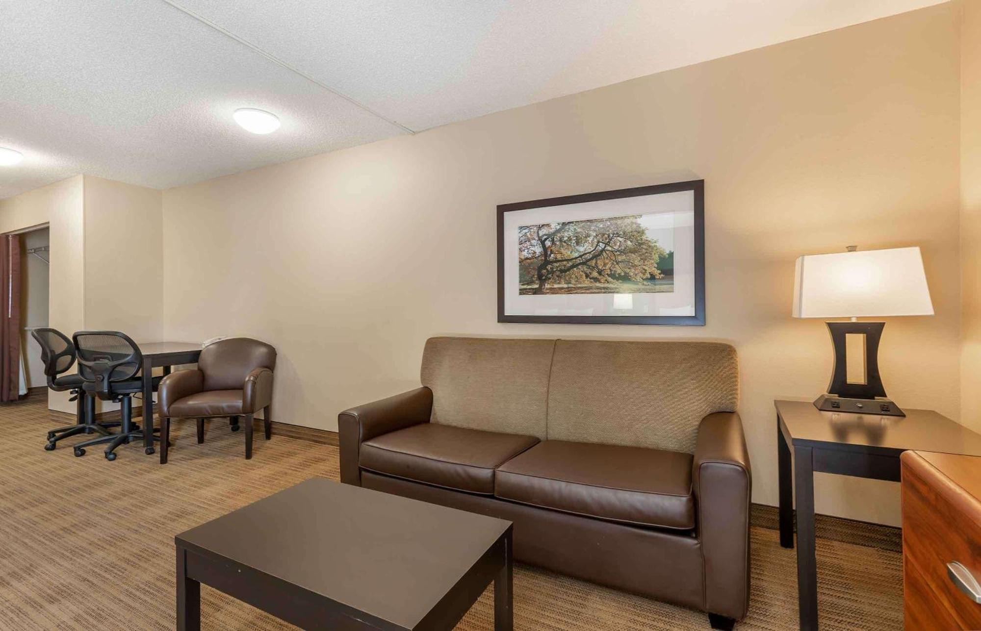 Extended Stay America Select Suites - Des Moines - West Des Moines Clive Buitenkant foto